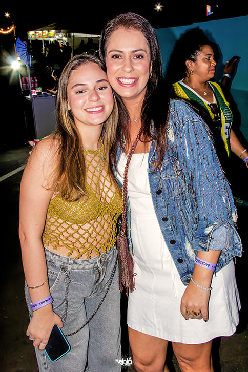 The Music Beach - Me Leva Sorriso Maroto • Belo • Rodriguinho • Turma do Pagode  • Larrissa Lahw
