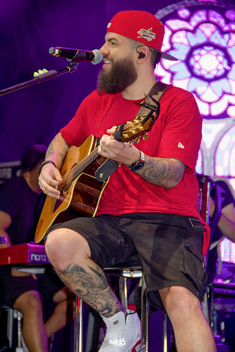 Caldas Novas Carnaval 2026 1° dia Ícaro e Gilmar e Noobreak, Camarote DeBoxe