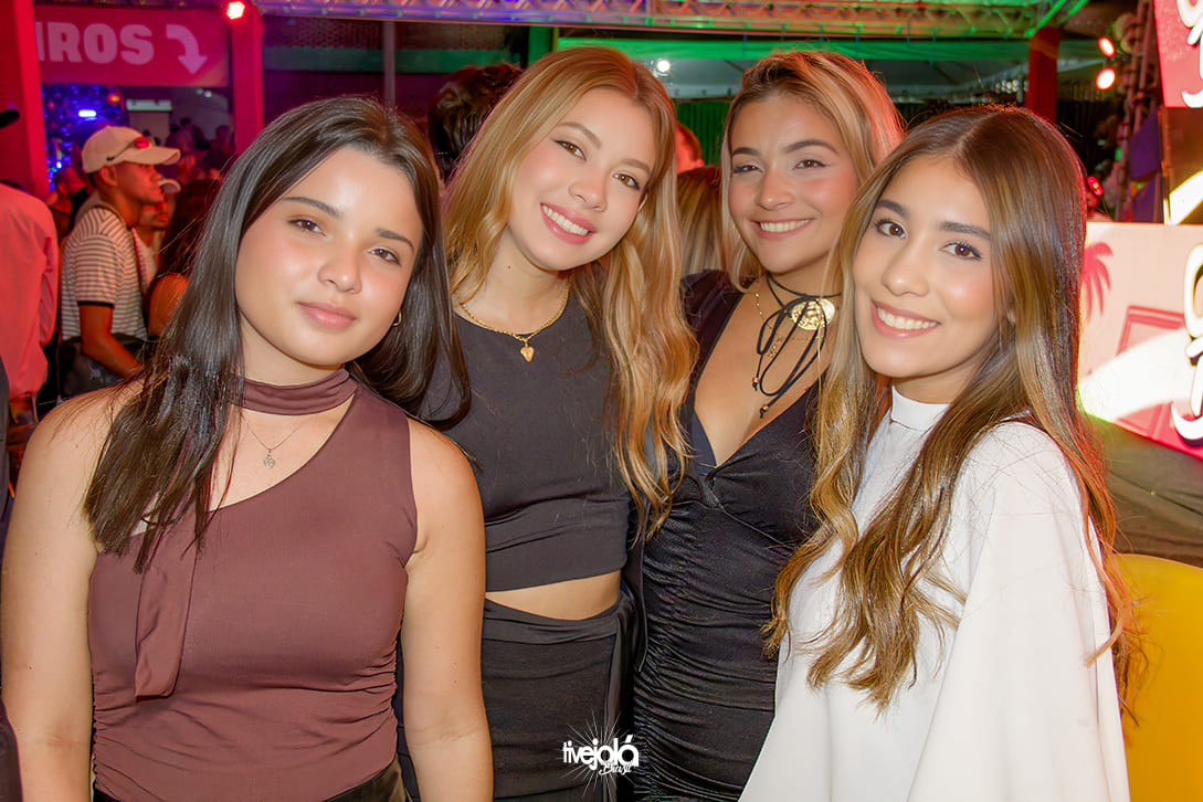 Caldas Novas Carnaval 2026 1° dia Ícaro e Gilmar e Noobreak, Camarote DeBoxe